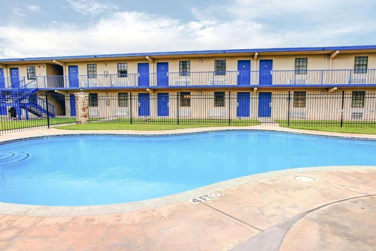 Rodeway Inn New Braunfels Eksteriør billede
